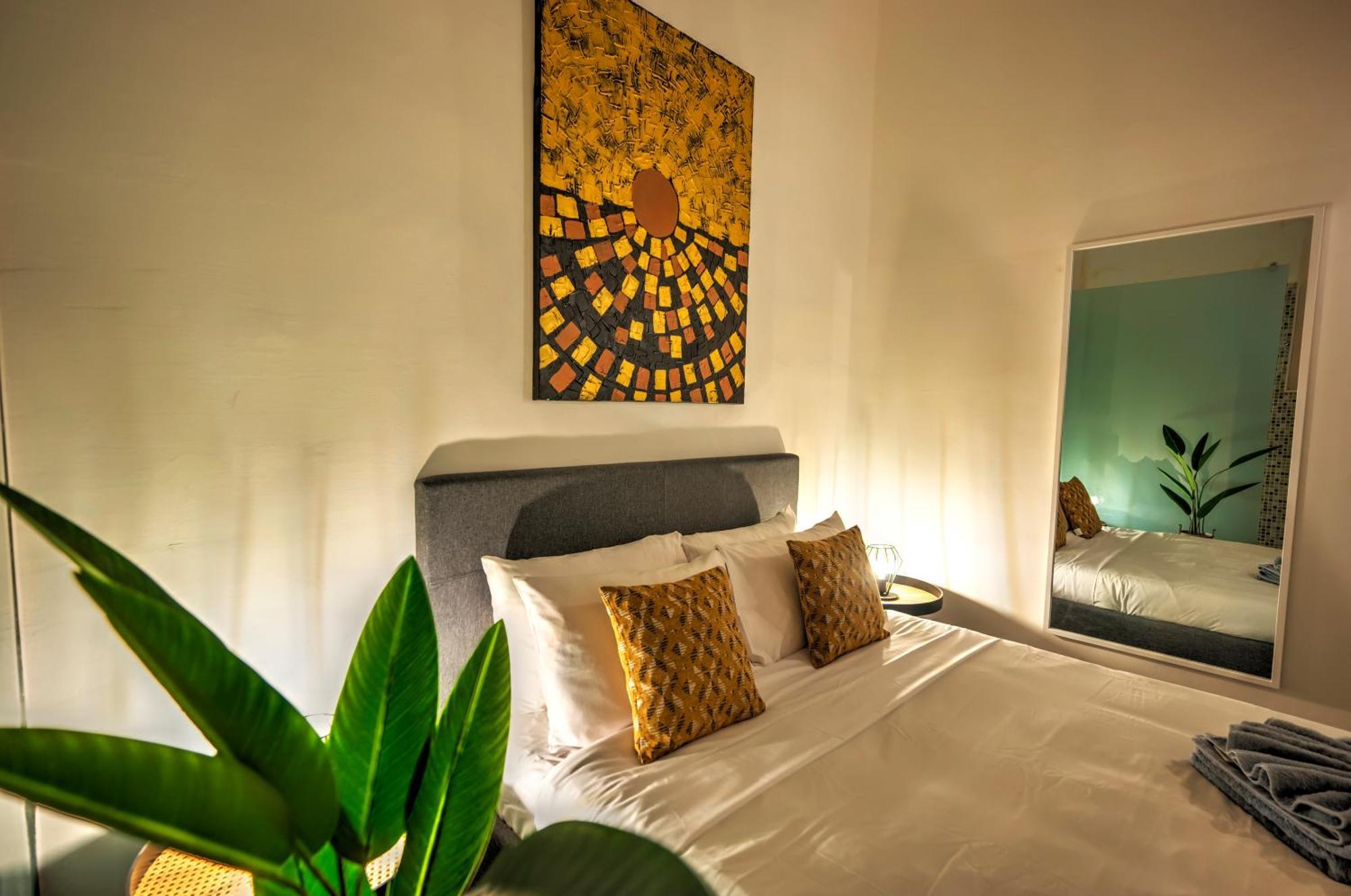Apartment Duplex Tastefully Furnished Flat In Mcop1-1