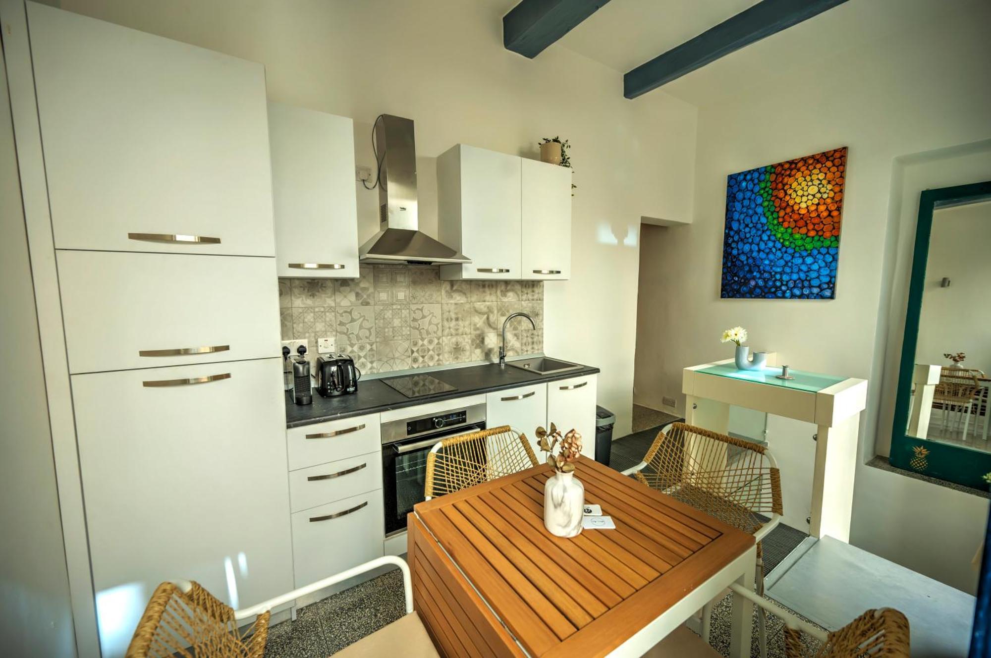 Duplex Tastefully Furnished Flat In Mcop1-1 Apartment Valletta